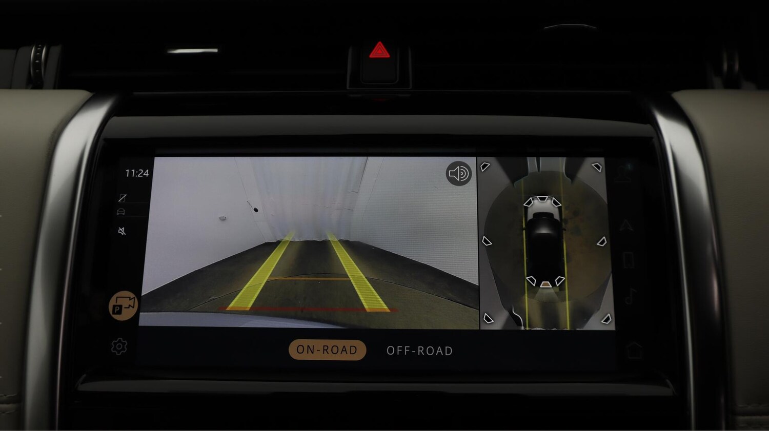 Used Land Rover Discovery Sport for sale - 76727236: Photo 26