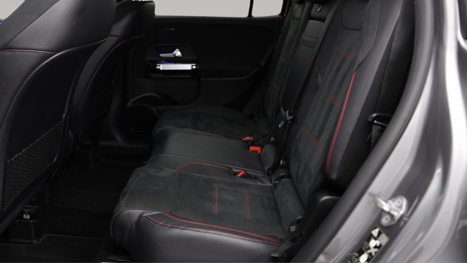 Used Mercedes-Benz GLB 2020 for sale - 76431847: Photo 17