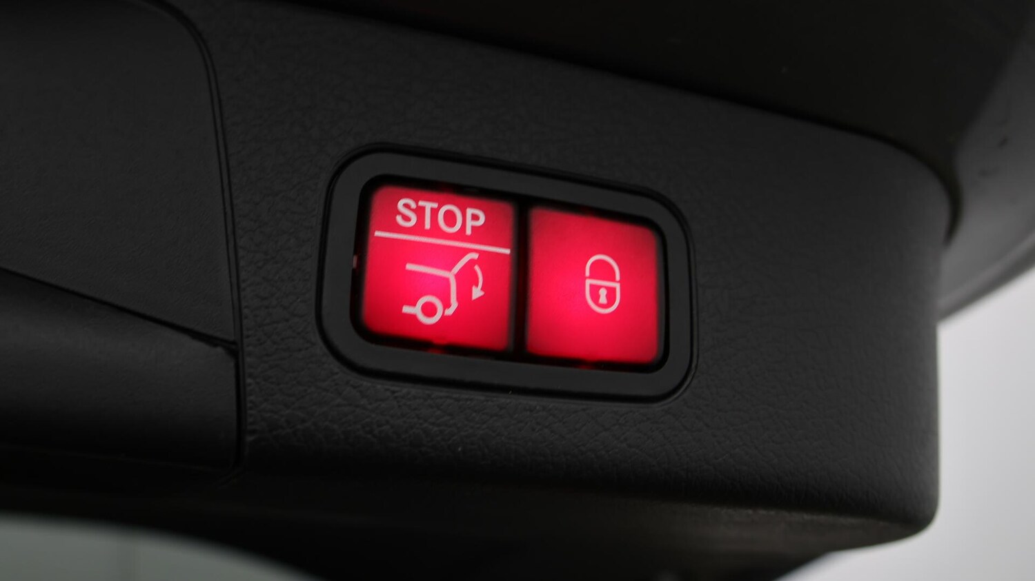 Used Mercedes-Benz GLB 2020 for sale - 76431847: Photo 25