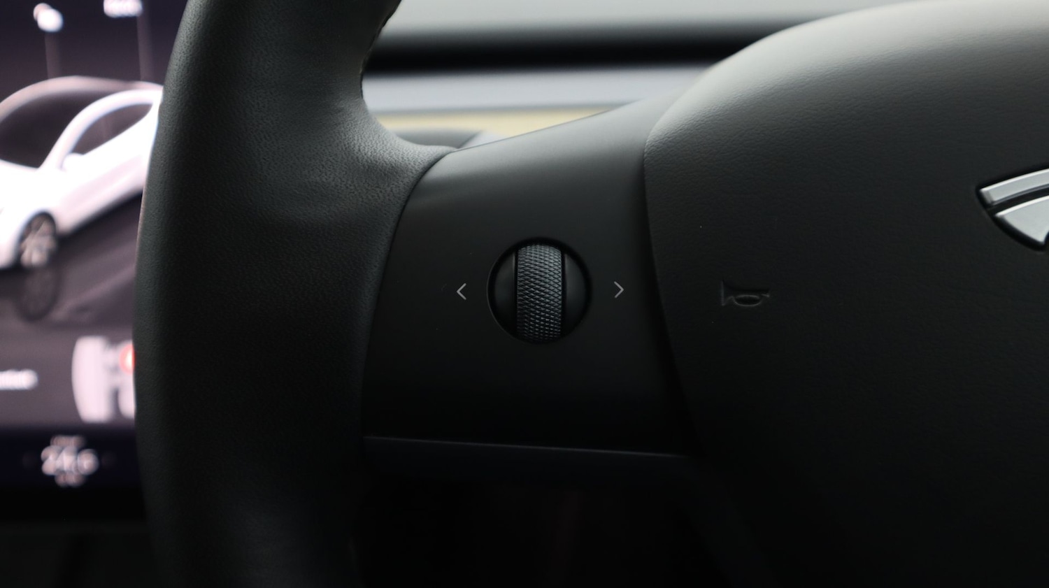 Used Tesla Model Y 2022 for sale - 77610296: Photo 24