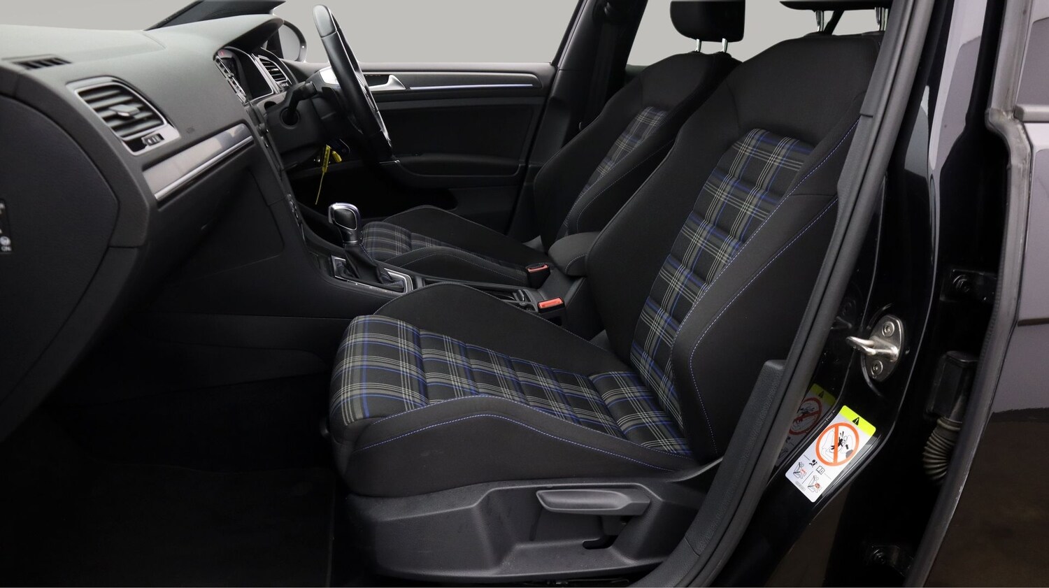 Used Volkswagen Golf for sale - 78012468: Photo 14