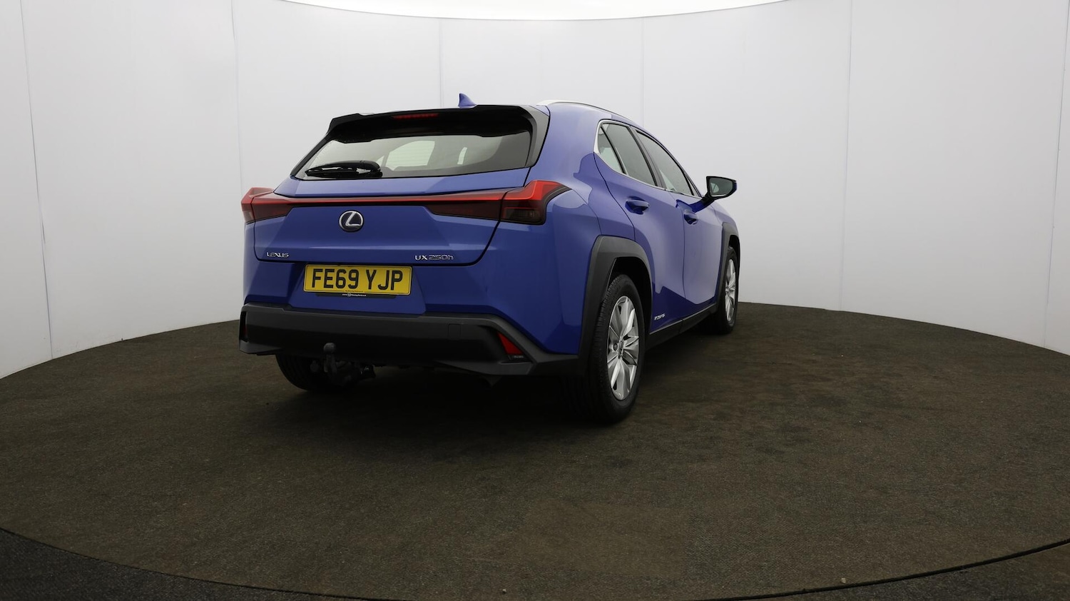 Used Lexus UX 2019 for sale - 76456950: Photo 63
