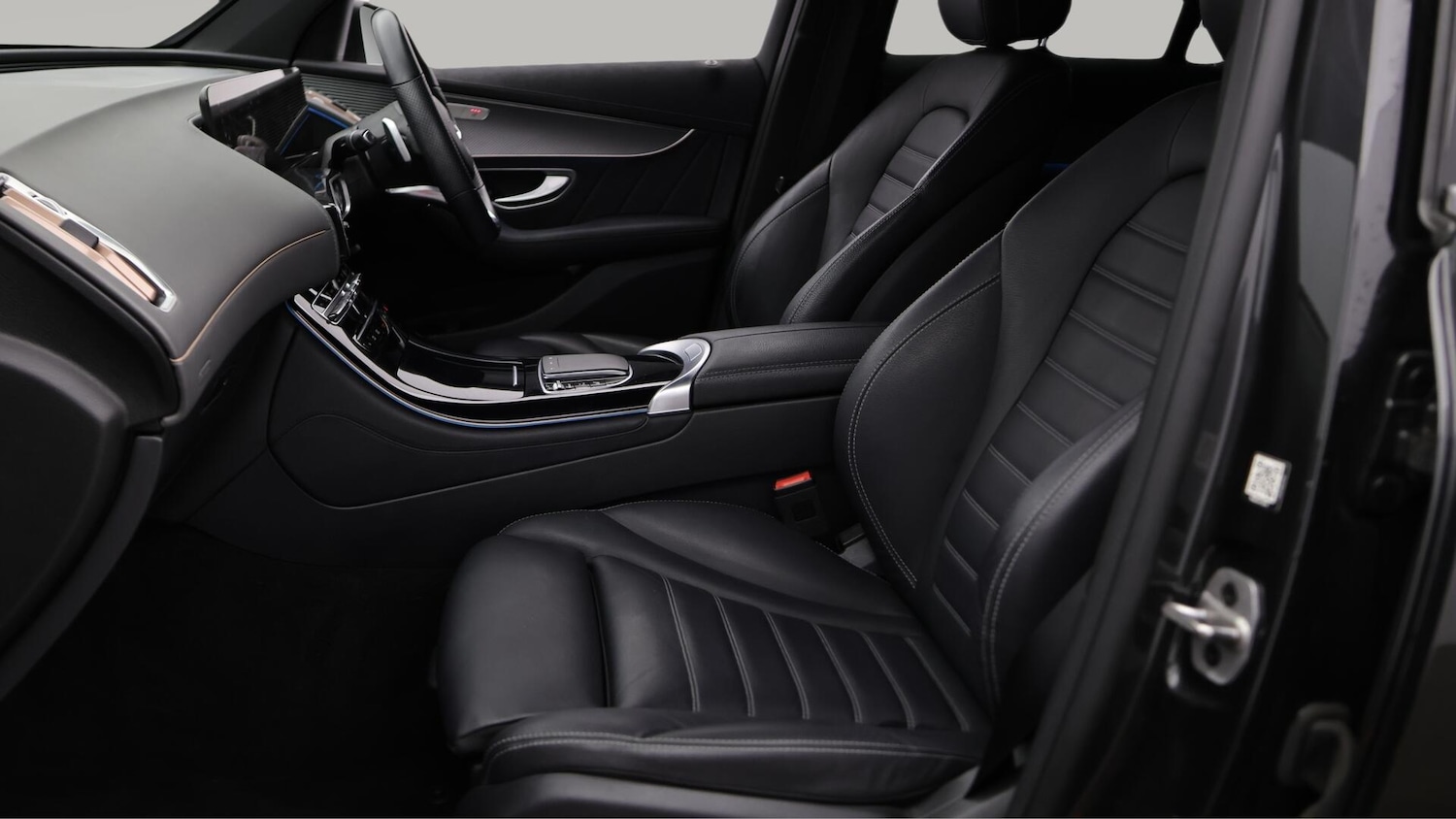 Used Mercedes-Benz EQC 2022 for sale - 76433329: Photo 15