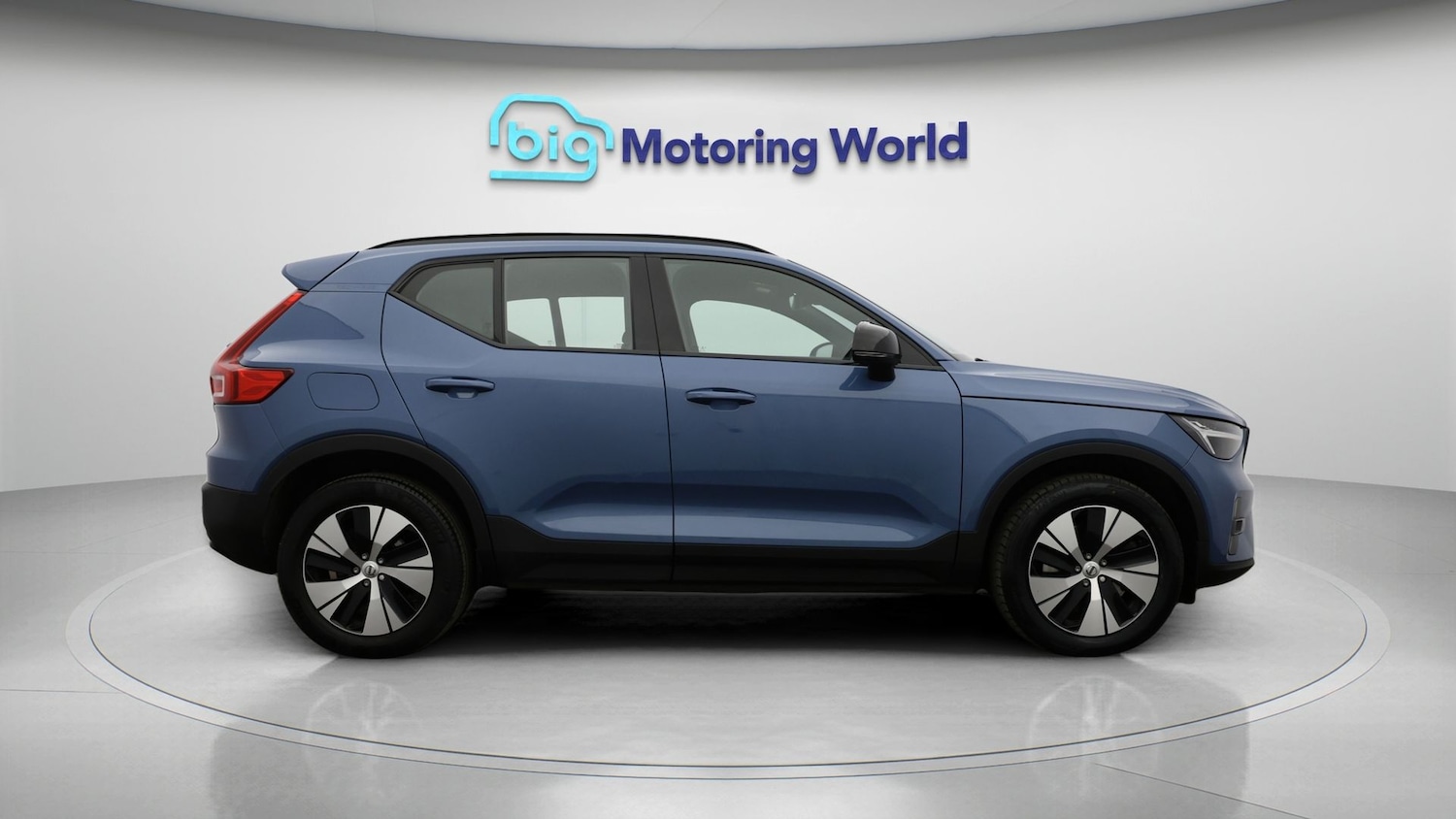 Used Volvo XC40 2023 for sale - 77225642: Photo 8