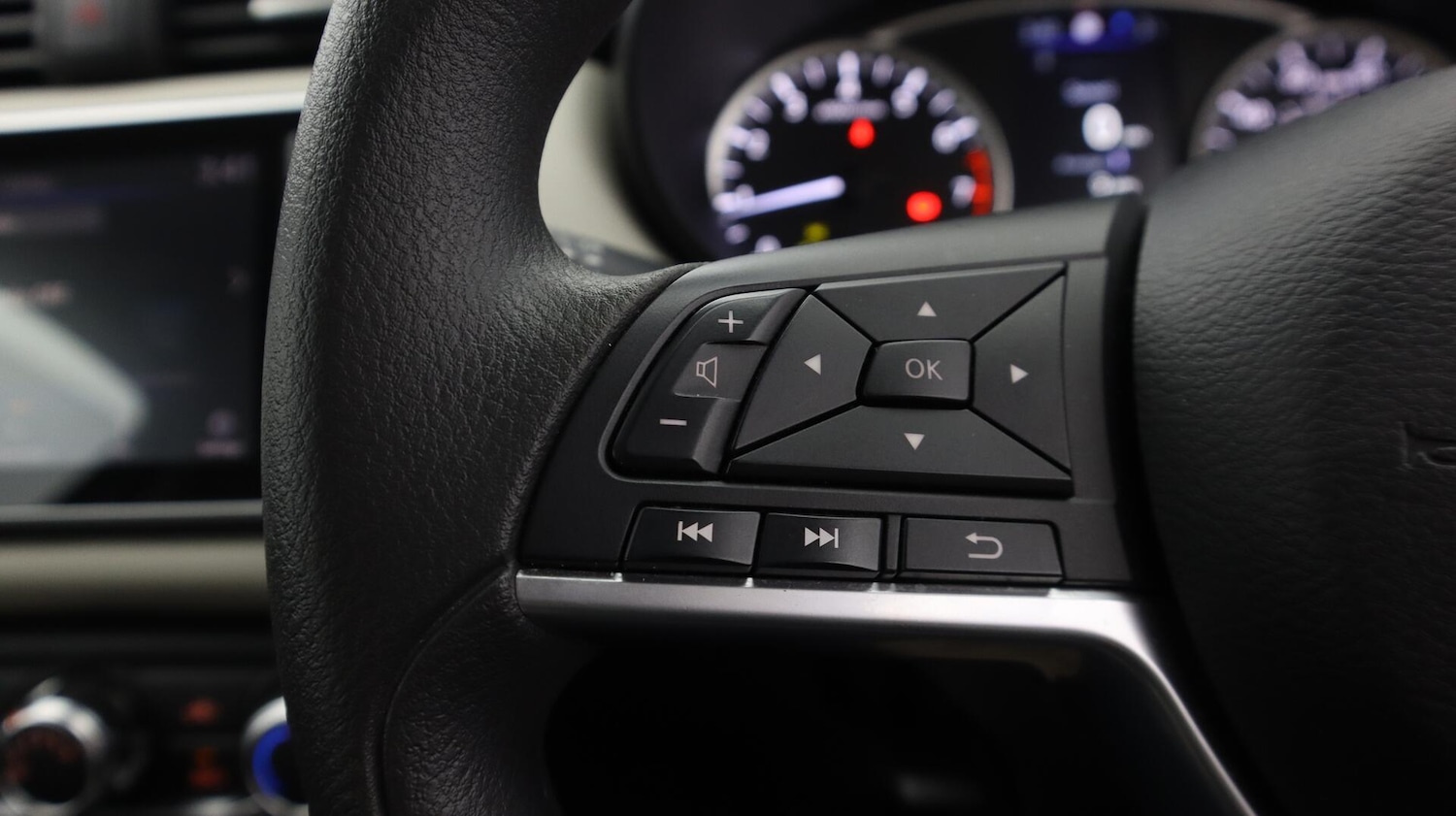 Used Nissan Micra 2021 for sale - 76633070: Photo 23