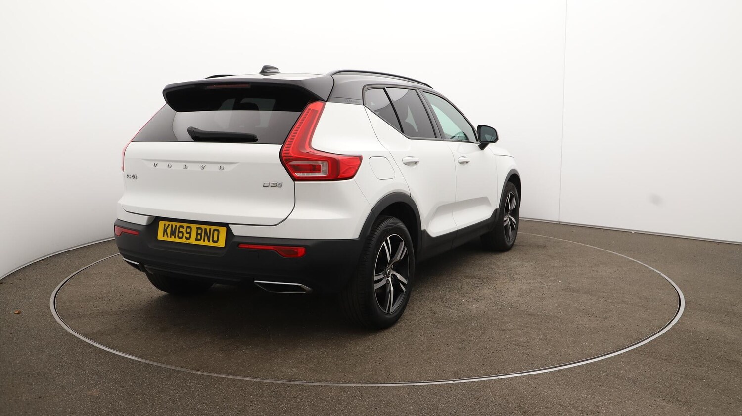 Used Volvo XC40 2019 for sale - 76398105: Photo 54