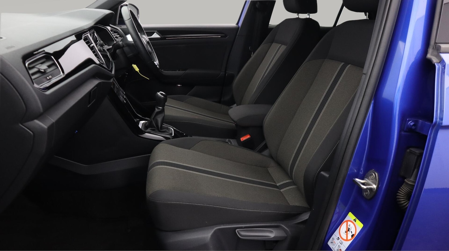 Used Volkswagen T-Roc 2021 for sale - 76743246: Photo 15