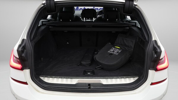 Used BMW 3 Series 2021 for sale - 76179432: Photo 18