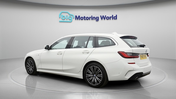 Used BMW 3 Series 2021 for sale - 76179432: Photo 6