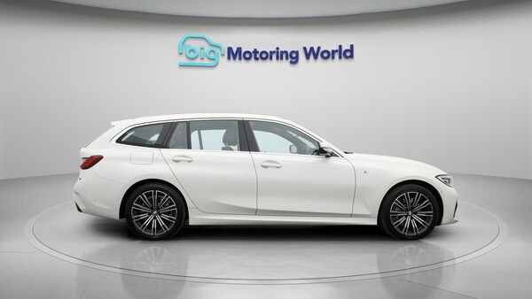 Used BMW 3 Series 2021 for sale - 76179432: Photo 9