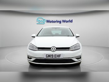 Used Volkswagen Golf 2019 for sale - 78459176: Photo