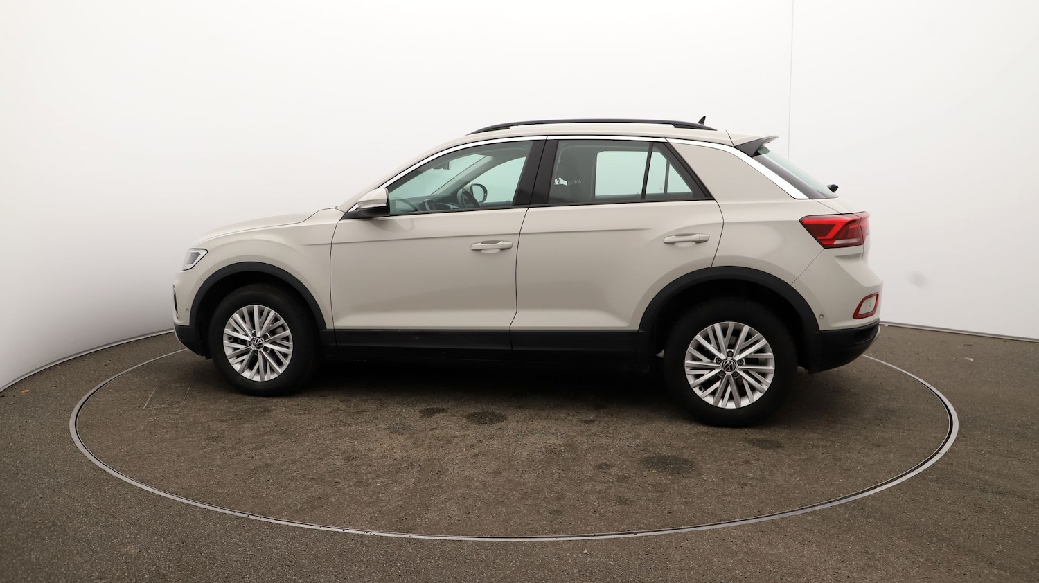 Used Volkswagen T-Roc 2022 for sale - 76858637: Photo 52