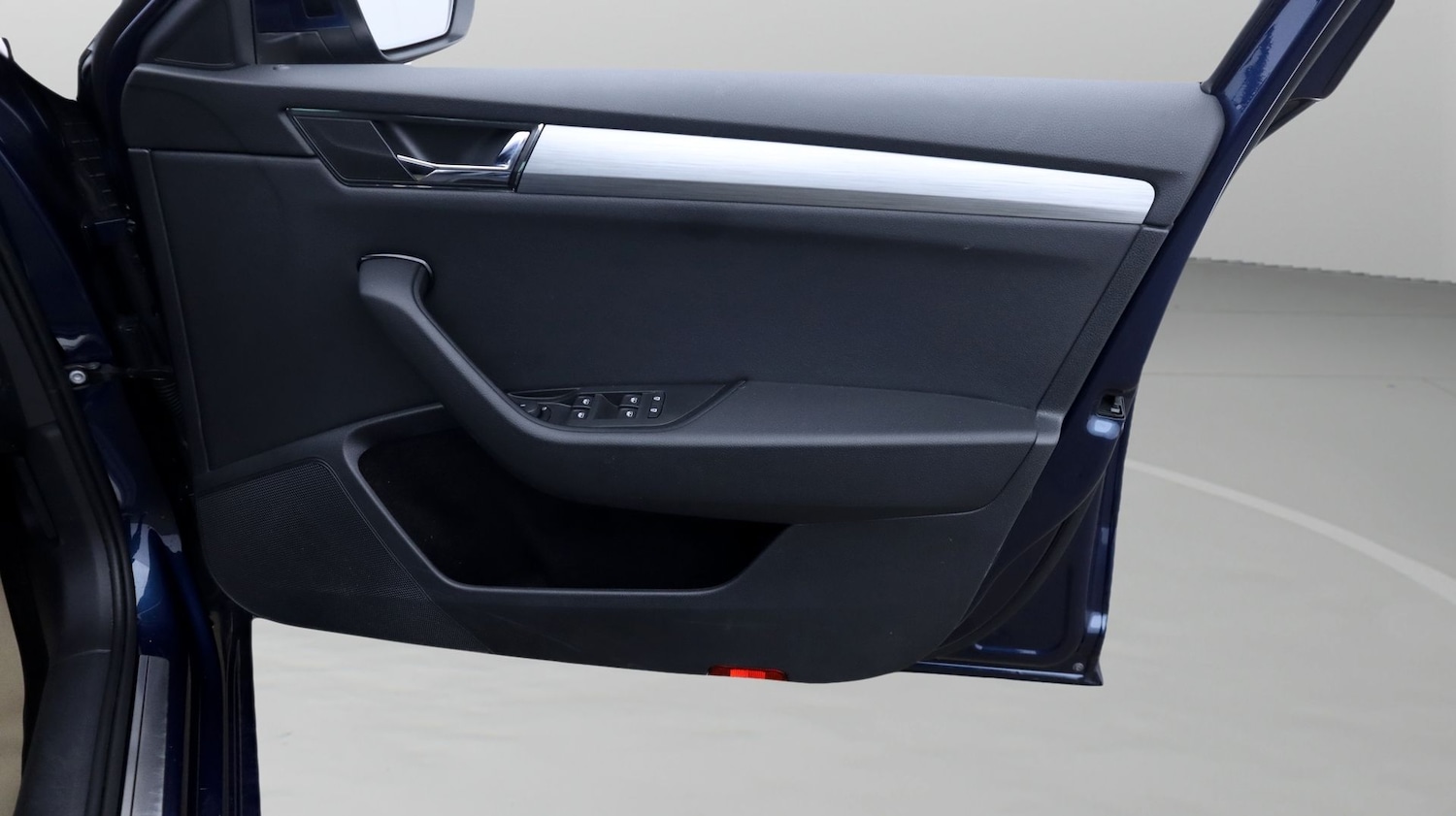 Used Skoda Superb 2022 for sale - 77721029: Photo 15