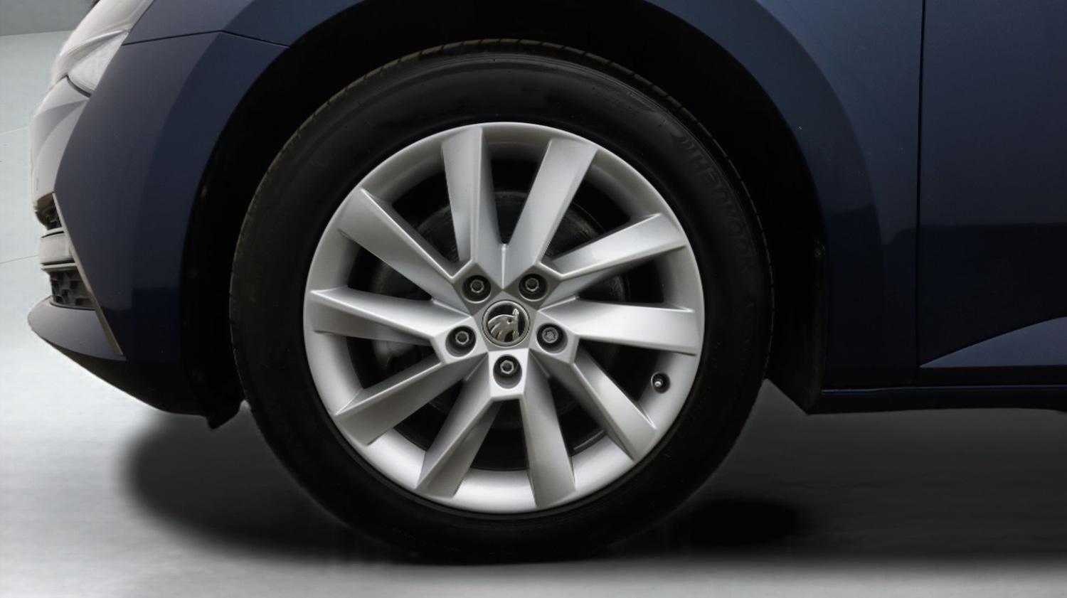 Used Skoda Superb 2022 for sale - 77721029: Photo 18