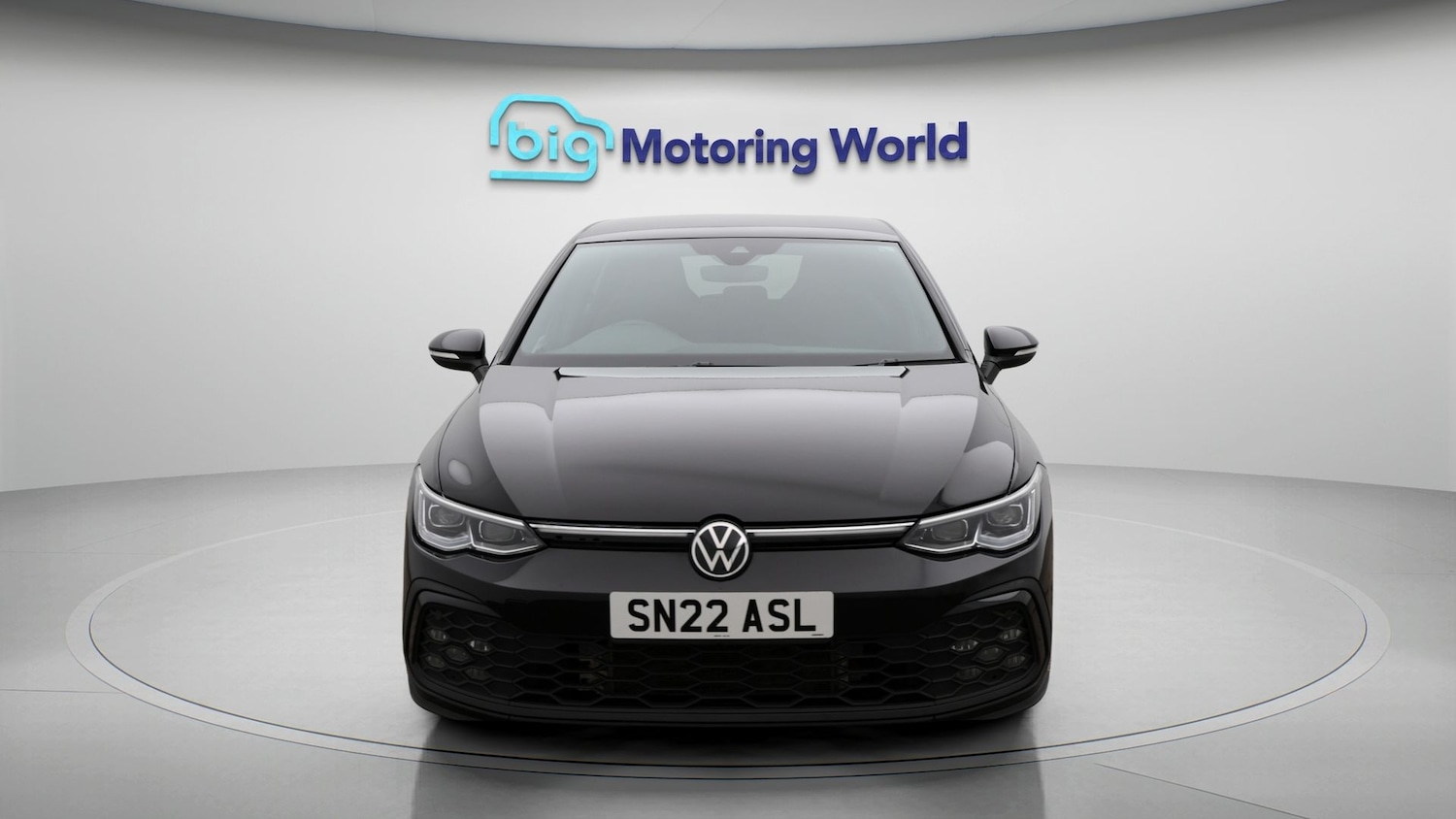 Used Volkswagen Golf for sale - 77247205: Photo 2