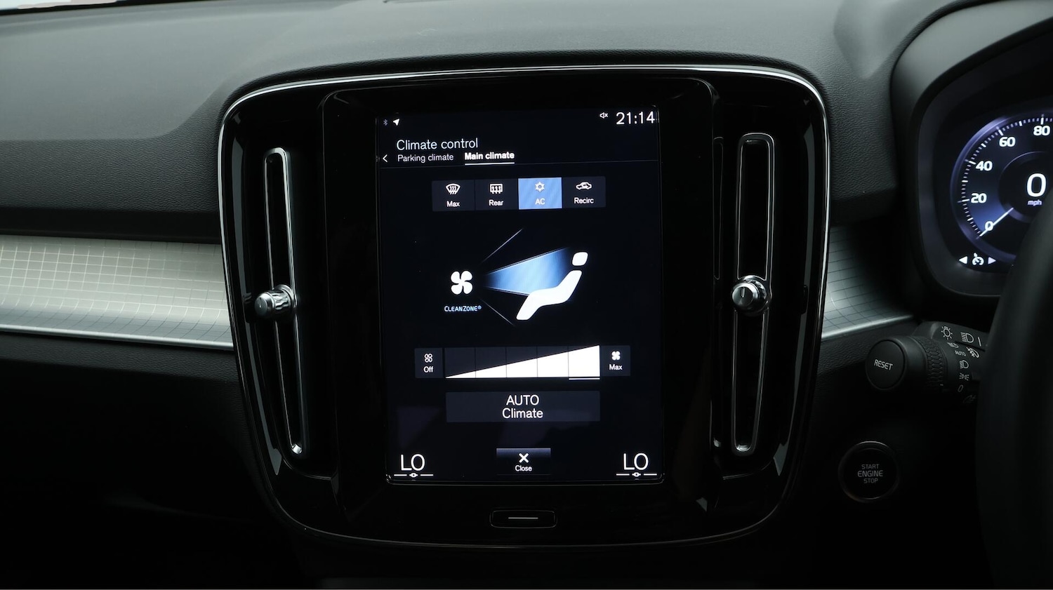 Used Volvo XC40 2021 for sale - 76596992: Photo 13