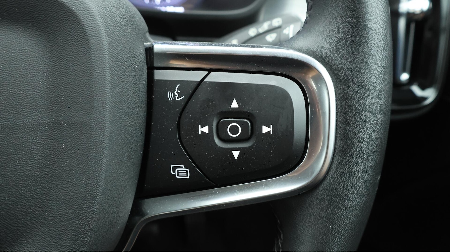 Used Volvo XC40 2021 for sale - 76596992: Photo 26