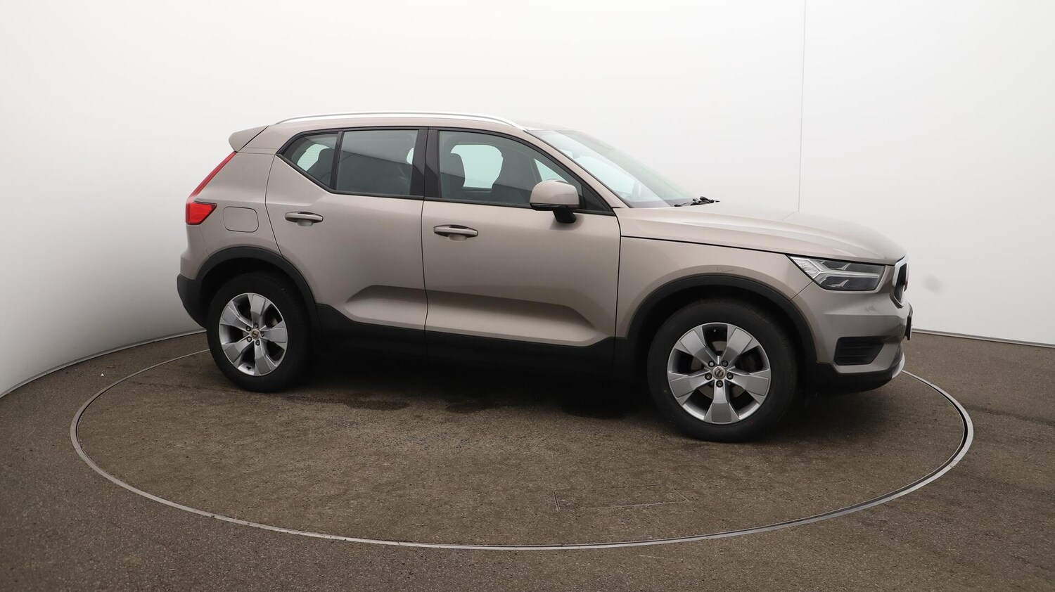 Used Volvo XC40 2021 for sale - 76596992: Photo 47