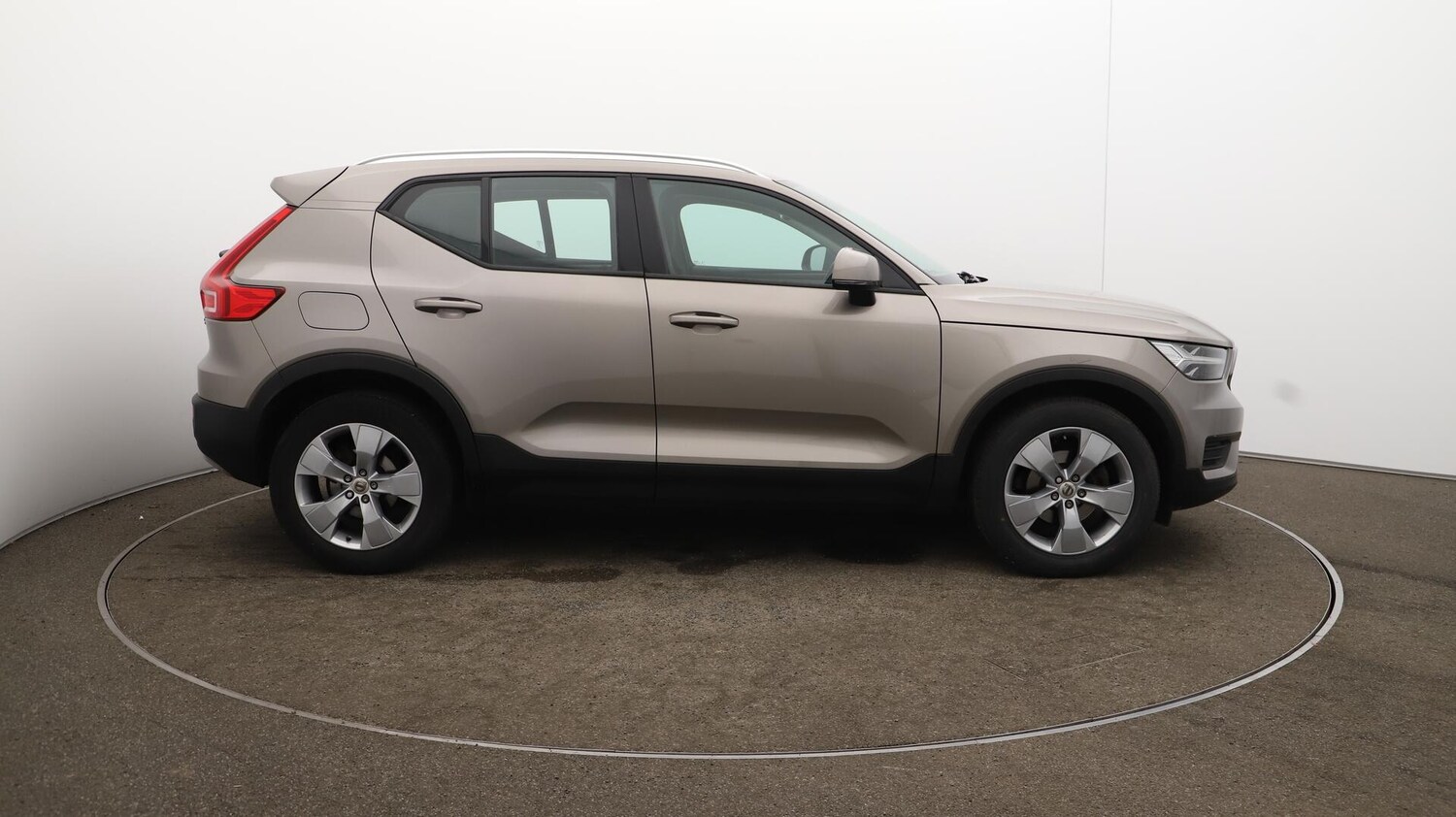 Used Volvo XC40 2021 for sale - 76596992: Photo 50