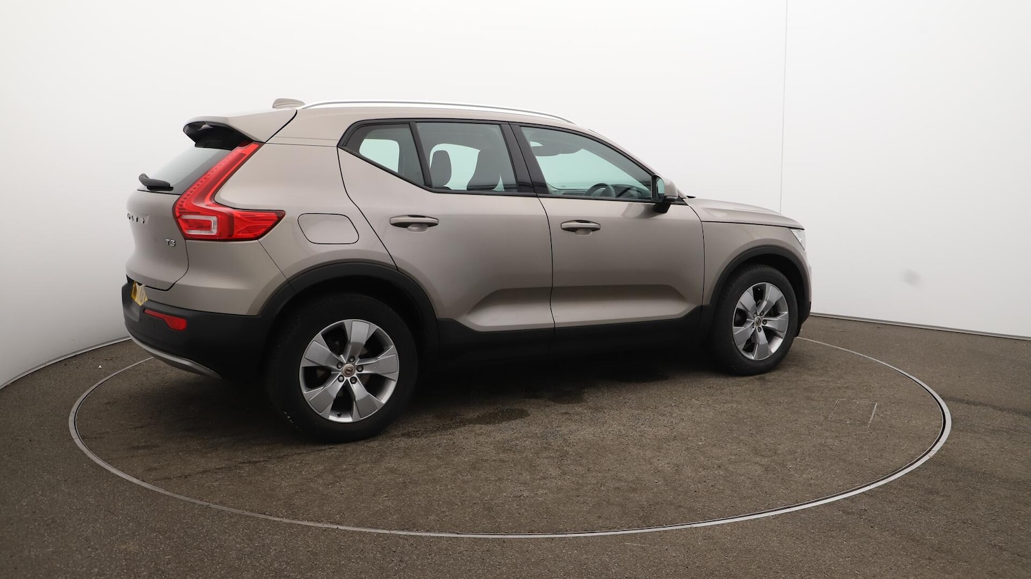 Used Volvo XC40 2021 for sale - 76596992: Photo 53