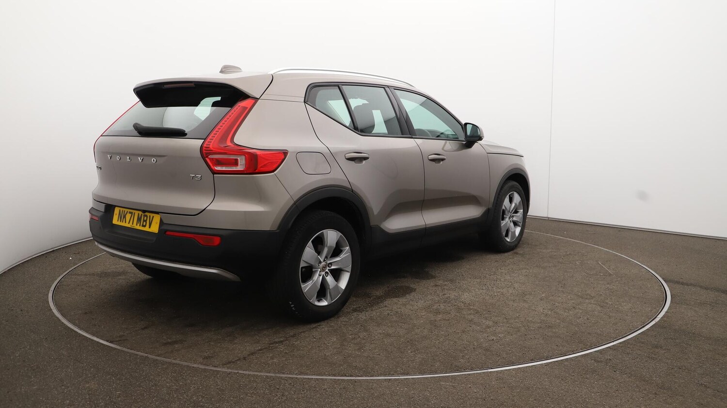 Used Volvo XC40 2021 for sale - 76596992: Photo 55