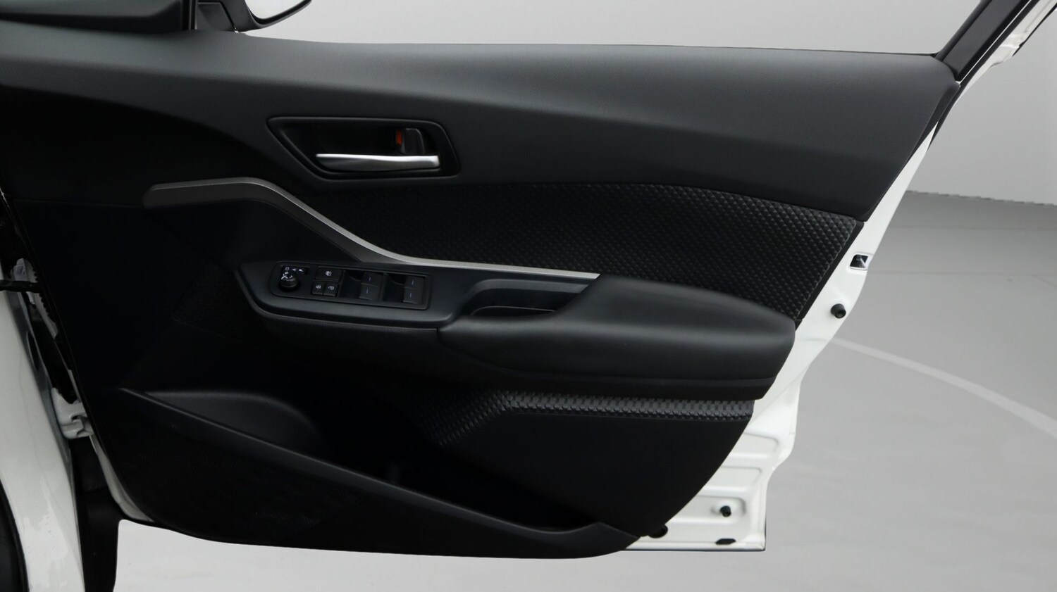 Used Toyota C-HR 2022 for sale - 77465519: Photo 15