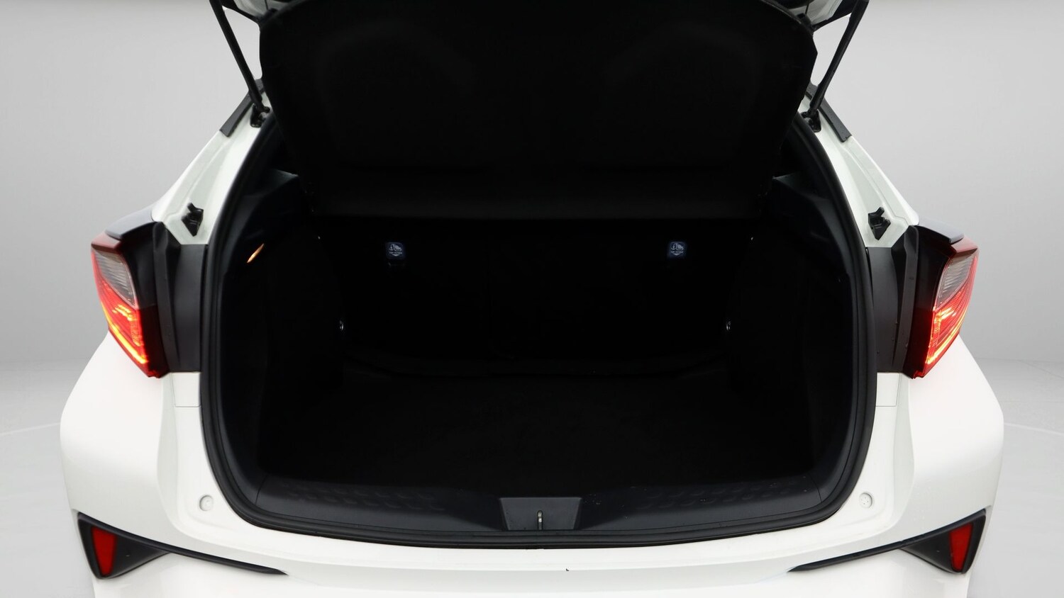 Used Toyota C-HR 2022 for sale - 77465519: Photo 17