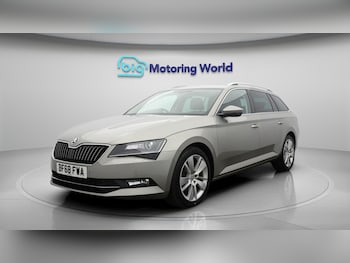 Used Skoda Superb 2018 for sale - 75401215: Photo