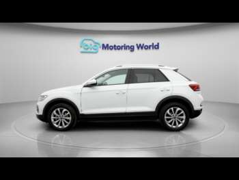 Used Volkswagen T-Roc 2022 for sale - 74409147: Photo