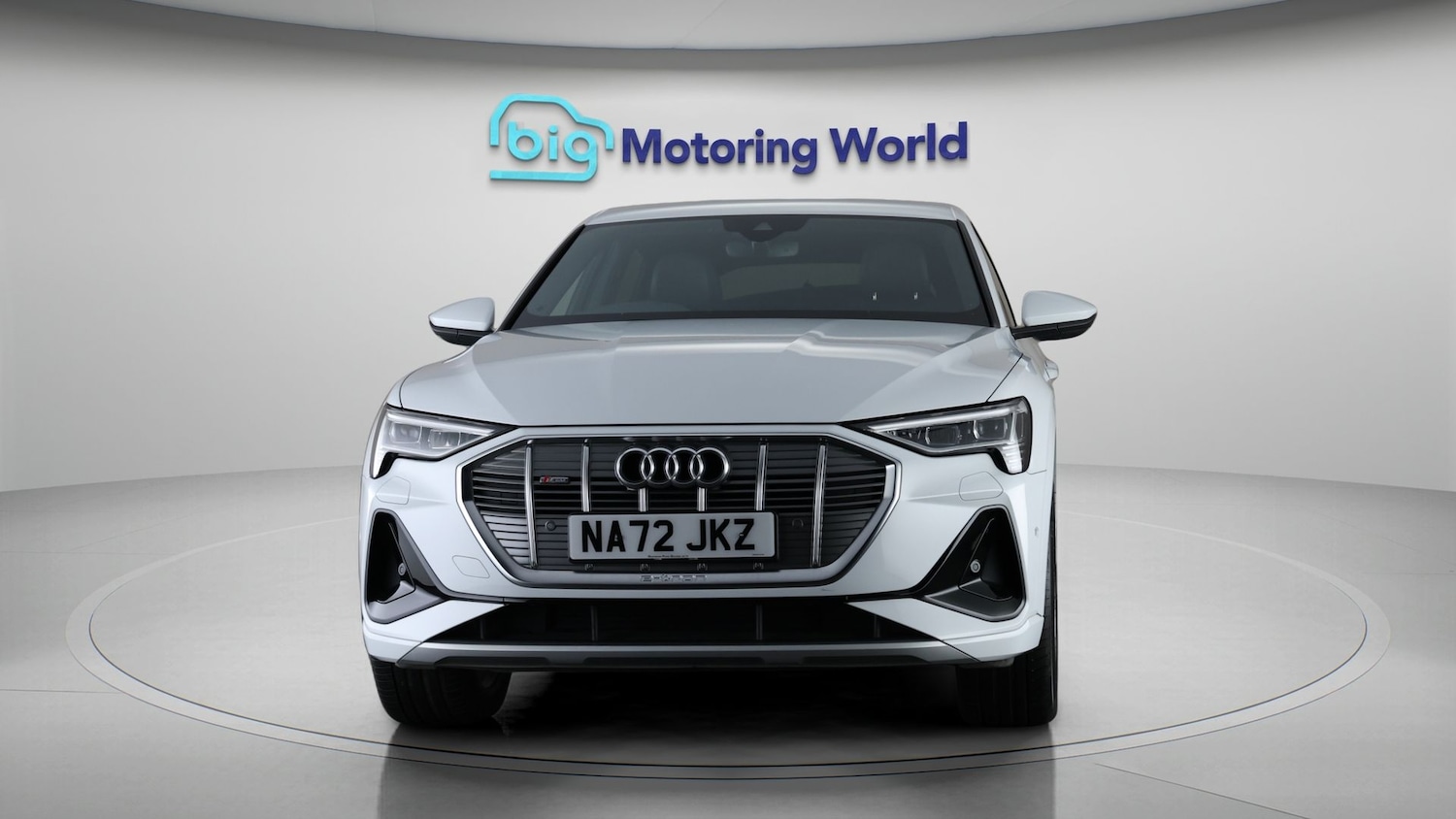 Used Audi e-tron 2022 for sale - 77844723: Photo 2