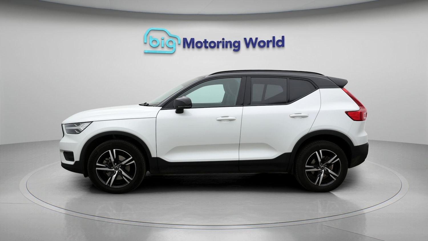 Used Volvo XC40 2021 for sale - 77103925: Photo 4