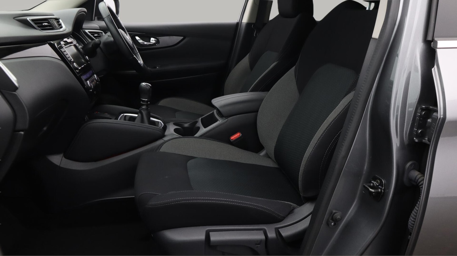 Used Nissan Qashqai 2021 for sale - 76620052: Photo 15