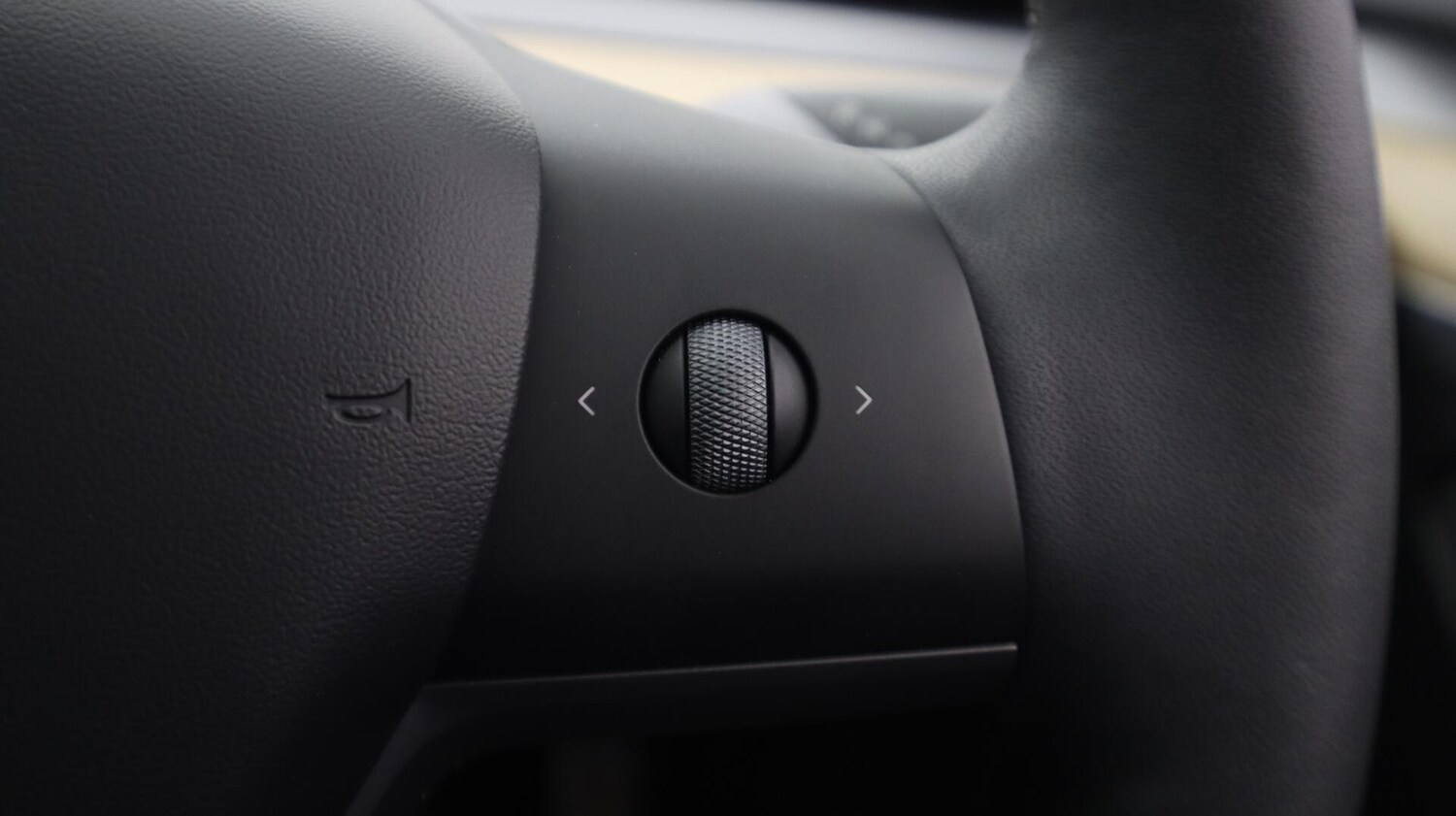 Used Tesla Model 3 2021 for sale - 76742876: Photo 25