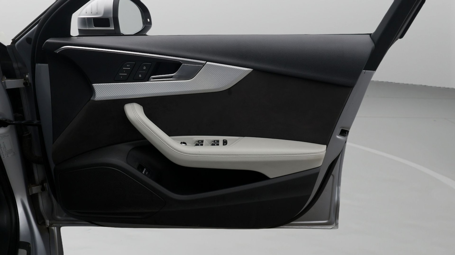 Used Audi RS4 2018 for sale - 77690922: Photo 15