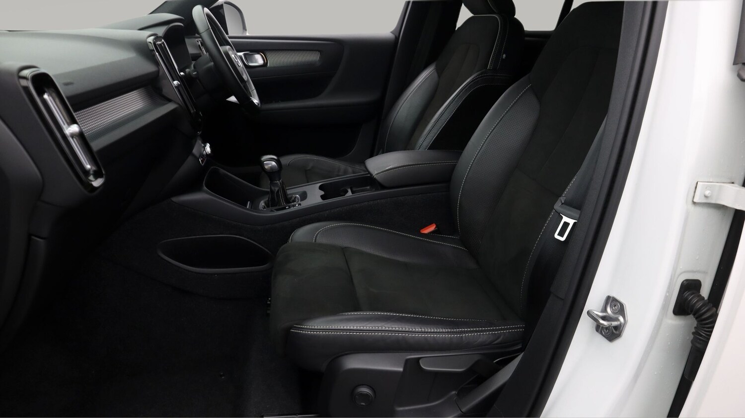 Used Volvo XC40 2020 for sale - 77207261: Photo 14