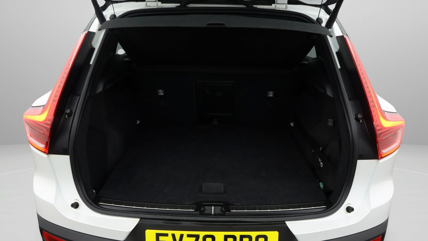 Used Volvo XC40 2020 for sale - 77207261: Photo 17