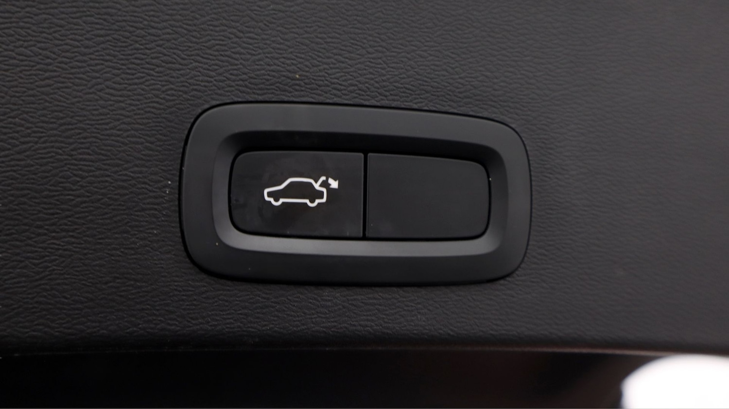 Used Volvo XC40 2020 for sale - 77207261: Photo 21