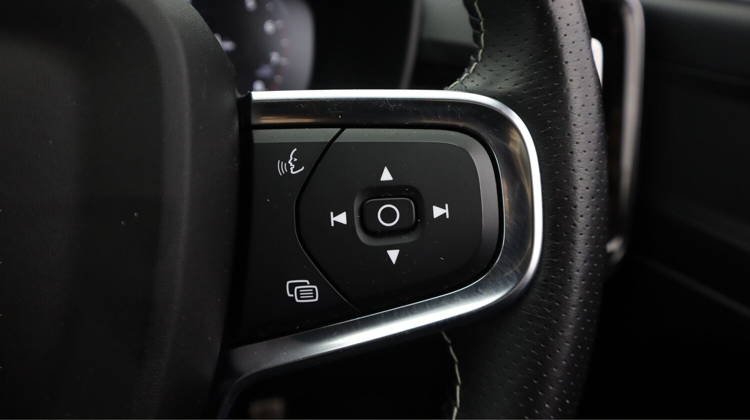 Used Volvo XC40 2020 for sale - 77207261: Photo 24