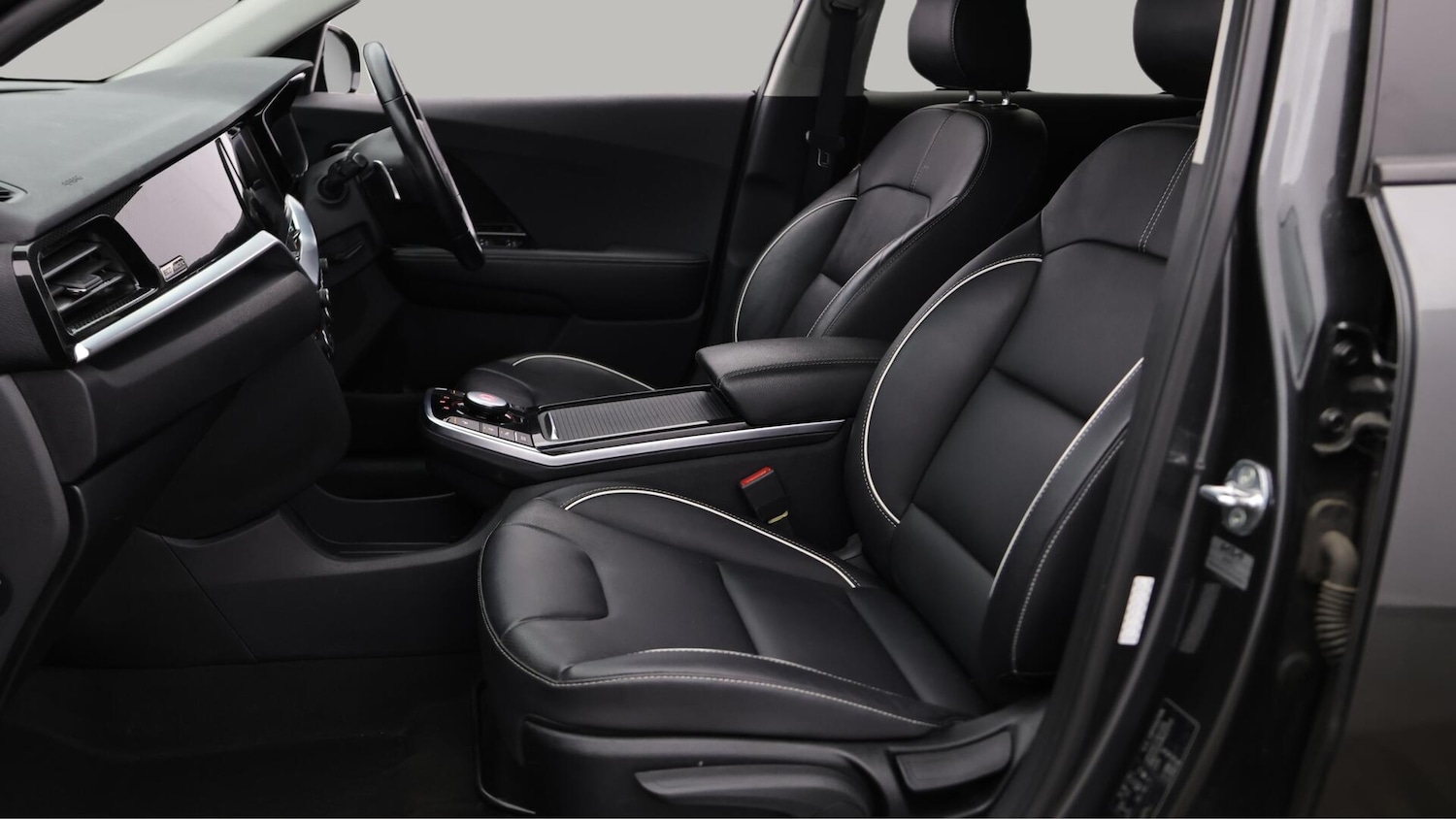 Used Kia Niro 2021 for sale - 76484930: Photo 14