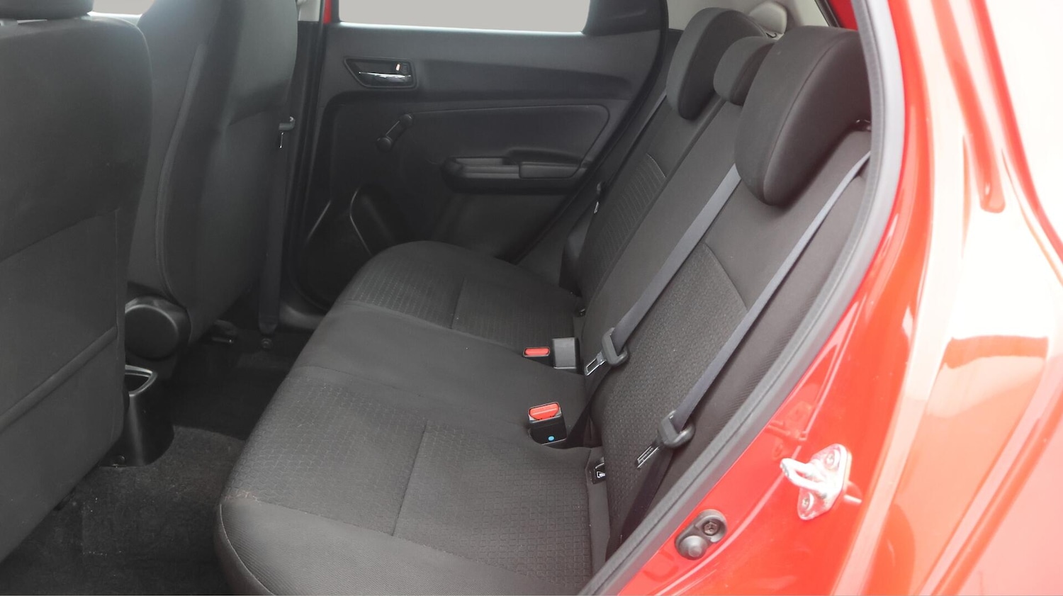 Used Suzuki Swift 2020 for sale - 76573103: Photo 17