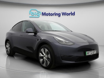 Tesla - Model Y