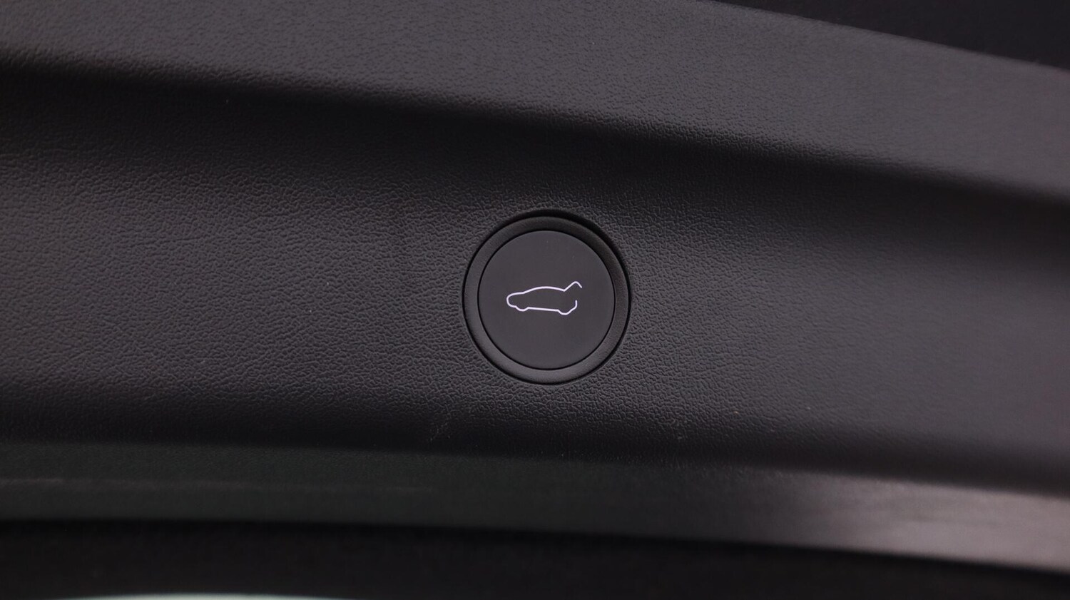 Used Tesla Model Y 2022 for sale - 76633180: Photo 23