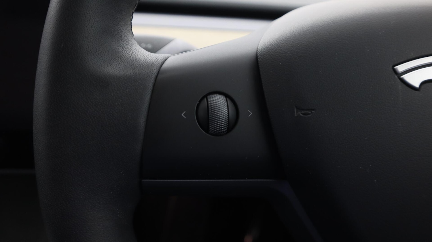 Used Tesla Model Y 2022 for sale - 76633180: Photo 24