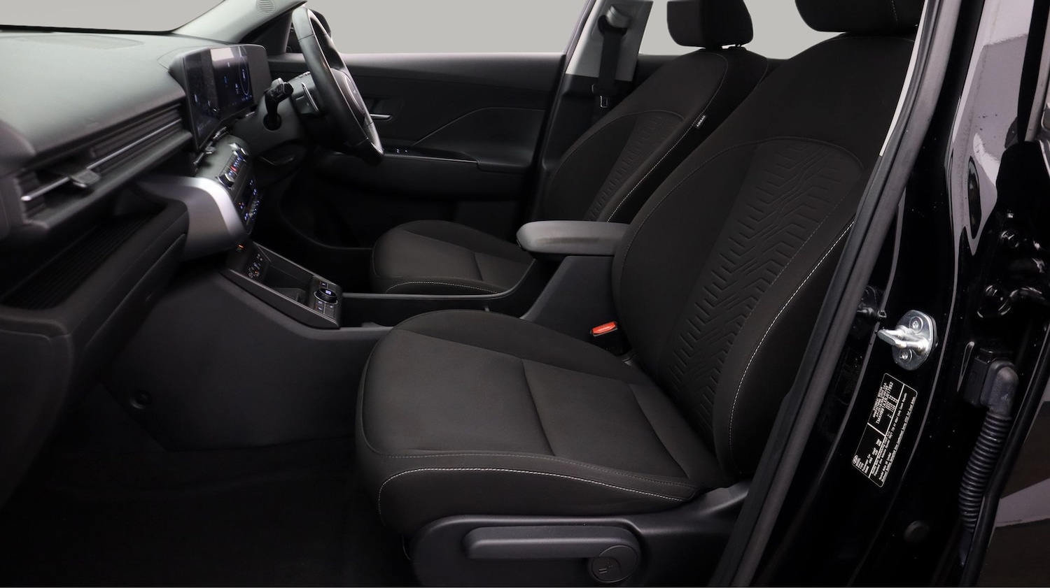 Used Hyundai KONA 2024 for sale - 77548519: Photo 14