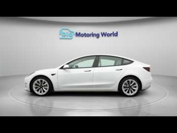 (21) - (Dual Motor) Long Range Saloon 4dr Electric Auto 4WDE (346 ps)