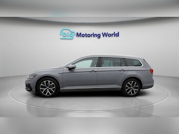 Used Volkswagen Passat 2022 for sale - 78697966: Photo
