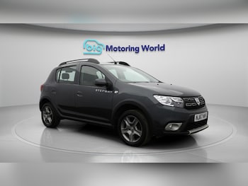 Used Dacia Sandero Stepway 2017 for sale - 75884634: Photo