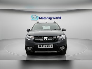 Used Dacia Sandero Stepway 2017 for sale - 75884634: Photo