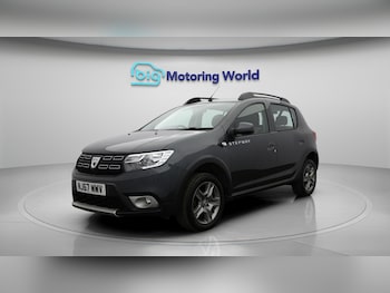 Used Dacia Sandero Stepway 2017 for sale - 75884634: Photo