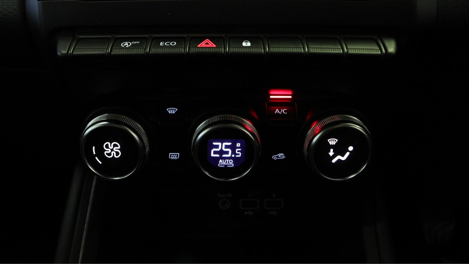 Used Renault Clio 2022 for sale - 76457391: Photo 13